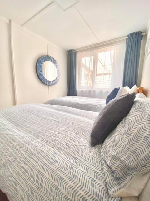 Dog Friendly Cottage 2 Mins To Beach With Hot Tub And Zappi Ev Lessingham Luaran gambar