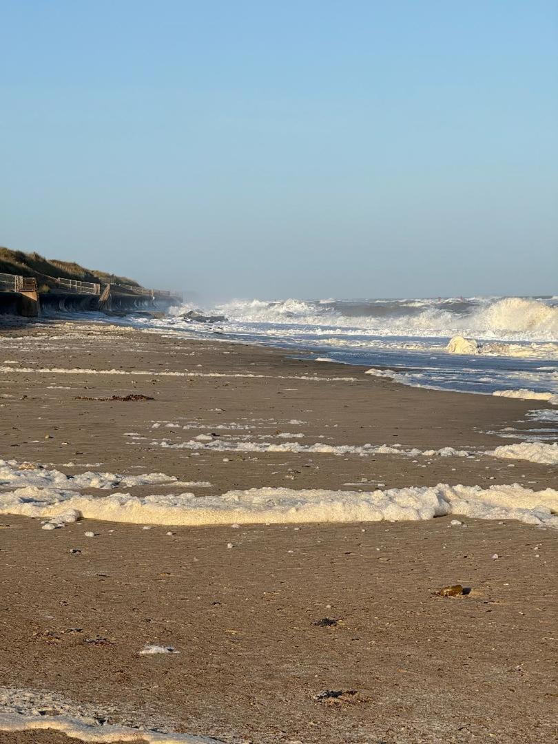 Dog Friendly Cottage 2 Mins To Beach With Hot Tub And Zappi Ev Lessingham Luaran gambar